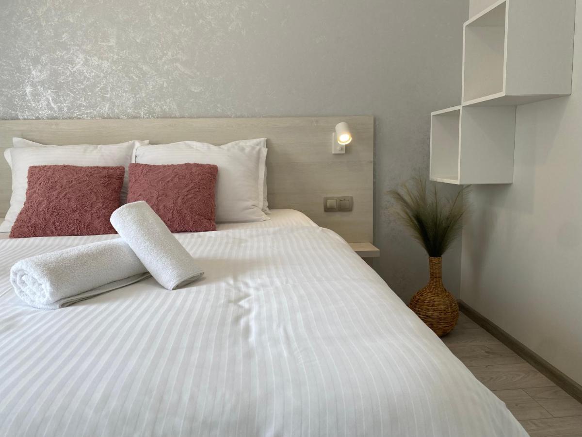 Guest Rooms Asenevtsi City Center Veliko Tărnovo Esterno foto